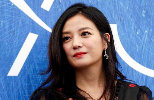 赵薇娱乐圈爆料,揭秘明星背后的真实故事 第3张 赵薇娱乐圈爆料,揭秘明星背后的真实故事 第3张